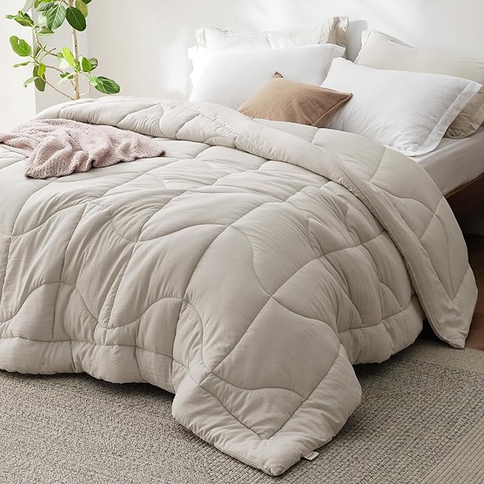 Down Alternative Comforter Queen